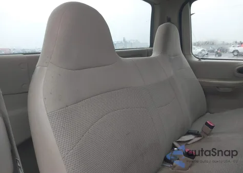 2000 Ford F-150 Work Series/Xl/Xlt from USA, damaged, VIN 2FTZF1823YCA71831